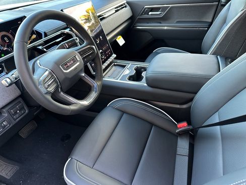 New 2026 GMC Sierra EV Elevation AWD/4WD image 10