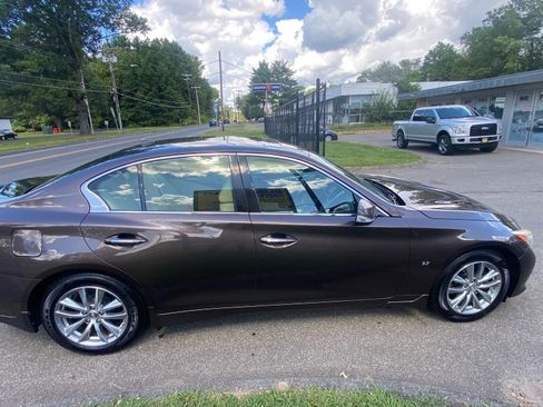 Used 2014 INFINITI Q50 Premium w/ Navigation Package image 6