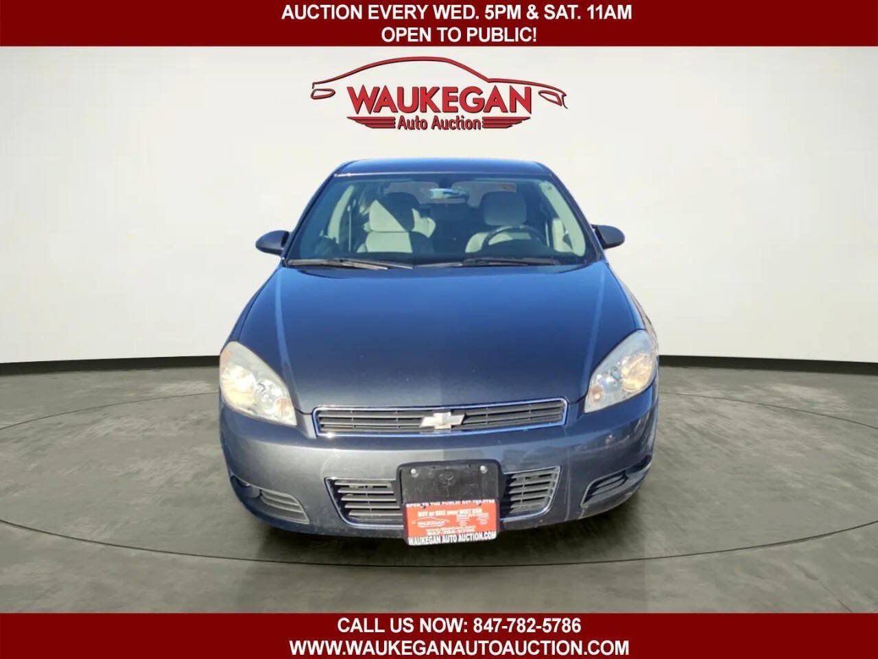 Used 2011 Chevrolet Impala LT FWD image 2
