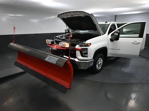 Used 2022 Chevrolet Silverado 2500 LT AWD/4WD image 52