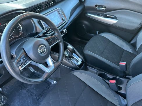 Used 2020 Nissan Kicks SV image 10
