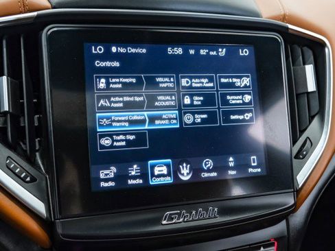 Used 2018 Maserati Ghibli S GranLusso AWD/4WD image 29