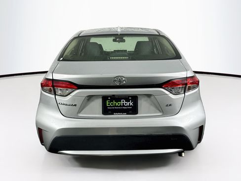 Used 2020 Toyota Corolla LE FWD image 7