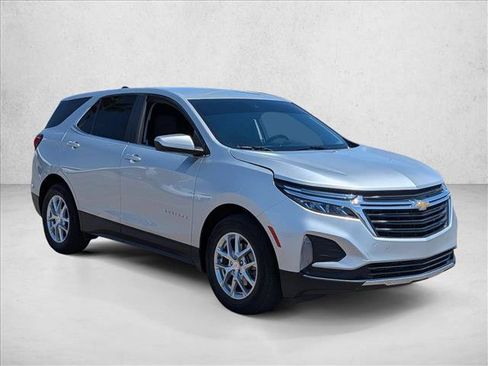 Used 2022 Chevrolet Equinox LT FWD image 3