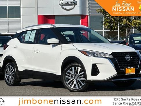 Certified 2023 Nissan Kicks SV image 1