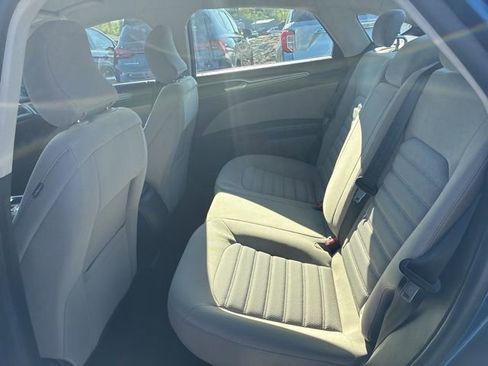 Used 2018 Ford Fusion S FWD image 21