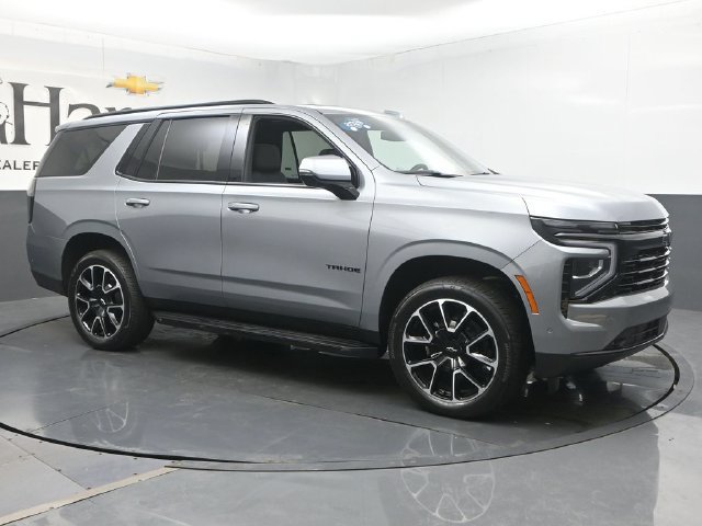 Certified 2025 Chevrolet Tahoe RST w/ RST Capability Package AWD/4WD image 6