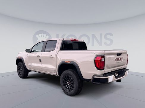 New 2026 GMC Canyon Elevation w/ Convenience Package image 4