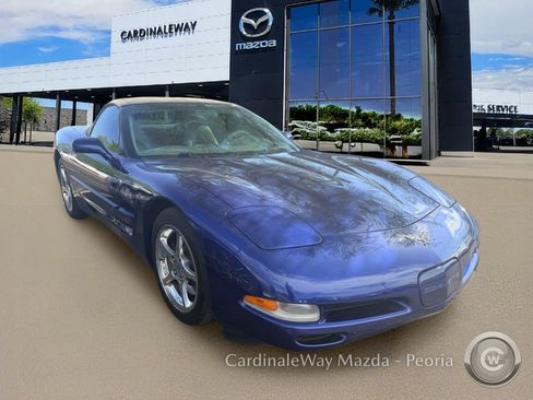 Used 2004 Chevrolet Corvette Convertible w/ Preferred Equipment Group RWD image 6