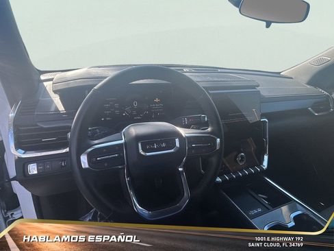 Certified 2025 GMC Acadia Elevation image 14