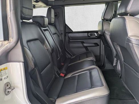 Used 2025 Ford Bronco Outer Banks AWD/4WD image 20