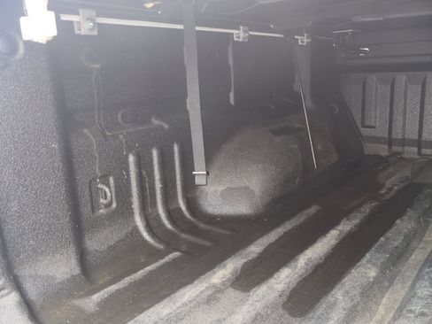 Used 2022 Chevrolet Colorado LT w/ LT Convenience Package image 35