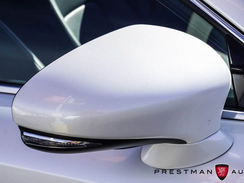 Used 2018 Lexus IS 300 AWD image 13