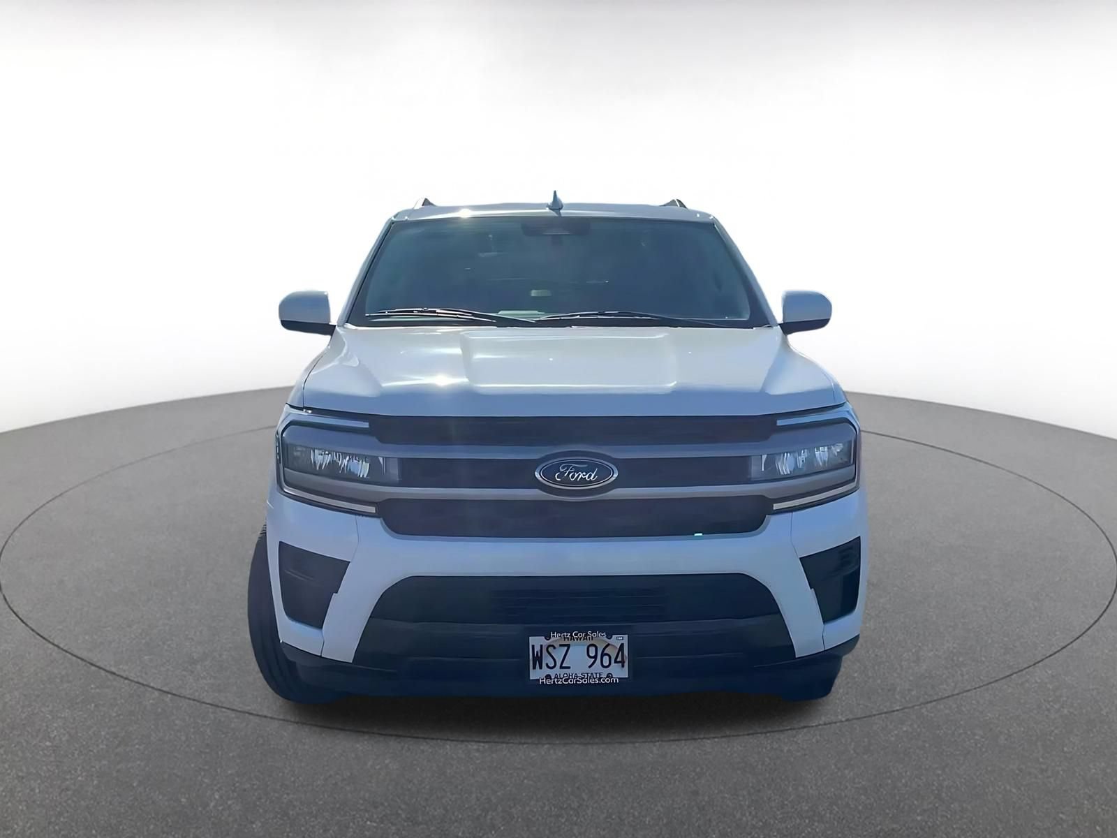 Used 2023 Ford Expedition XLT RWD image 4