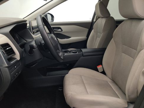 Used 2025 Nissan Rogue SV AWD/4WD image 17