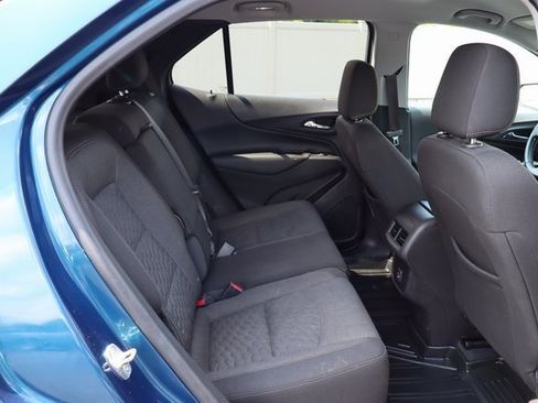 Used 2021 Chevrolet Equinox LT image 31