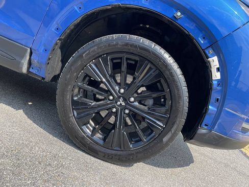 Used 2019 Mitsubishi Eclipse Cross LE AWD/4WD image 11