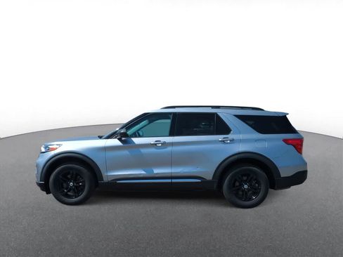 Used 2021 Ford Explorer XLT w/ Class III Trailer Tow Package AWD/4WD image 5