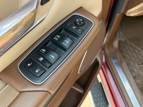 Used 2019 RAM 1500 Laramie AWD/4WD image 27