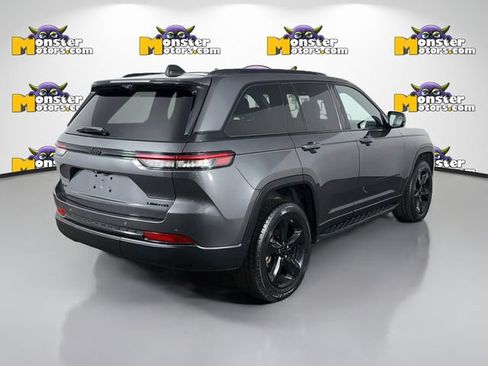 Used 2024 Jeep Grand Cherokee Limited w/ Luxury Tech Group II AWD/4WD image 5