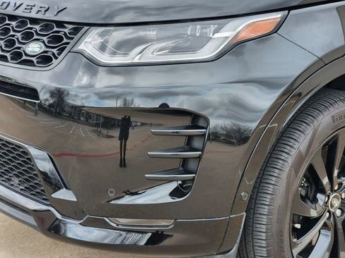 Used 2025 Land Rover Discovery Sport Dynamic SE image 8