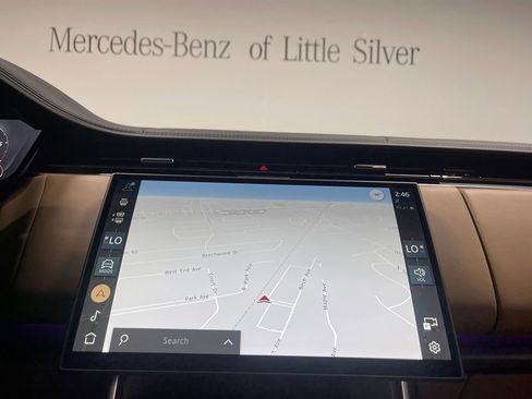 Used 2025 Land Rover Range Rover Long Wheelbase Autobiography AWD/4WD image 33