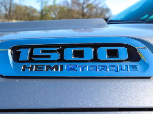 Used 2021 RAM 1500 Limited w/ Body Color Bumper Group image 25