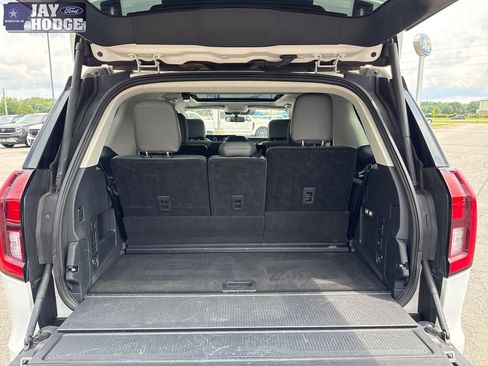 Used 2025 Ford Expedition Active AWD/4WD image 29