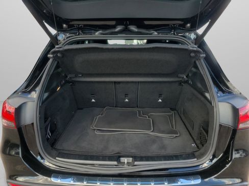 Certified 2023 Mercedes-Benz GLA 250 image 9