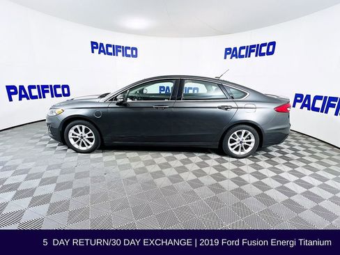 Used 2019 Ford Fusion Energi Titanium image 5