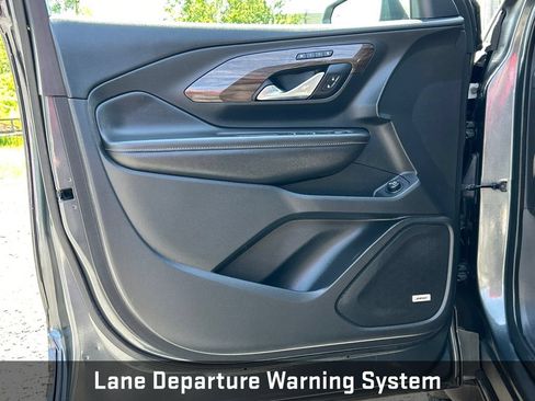 Certified 2020 GMC Terrain Denali w/ Denali Premium Package AWD/4WD image 14