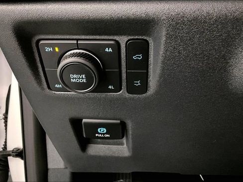 Used 2025 Ford Expedition Max Active AWD/4WD image 39