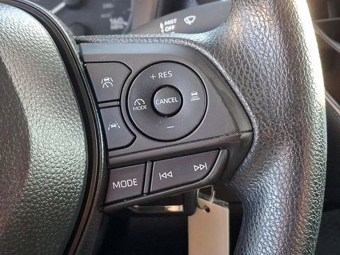 Certified 2025 Toyota Corolla LE image 21