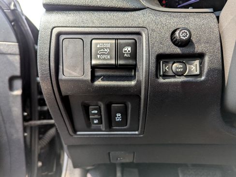 Used 2013 Lexus IS 250C image 14