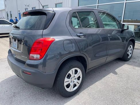 Used 2016 Chevrolet Trax LS FWD image 3