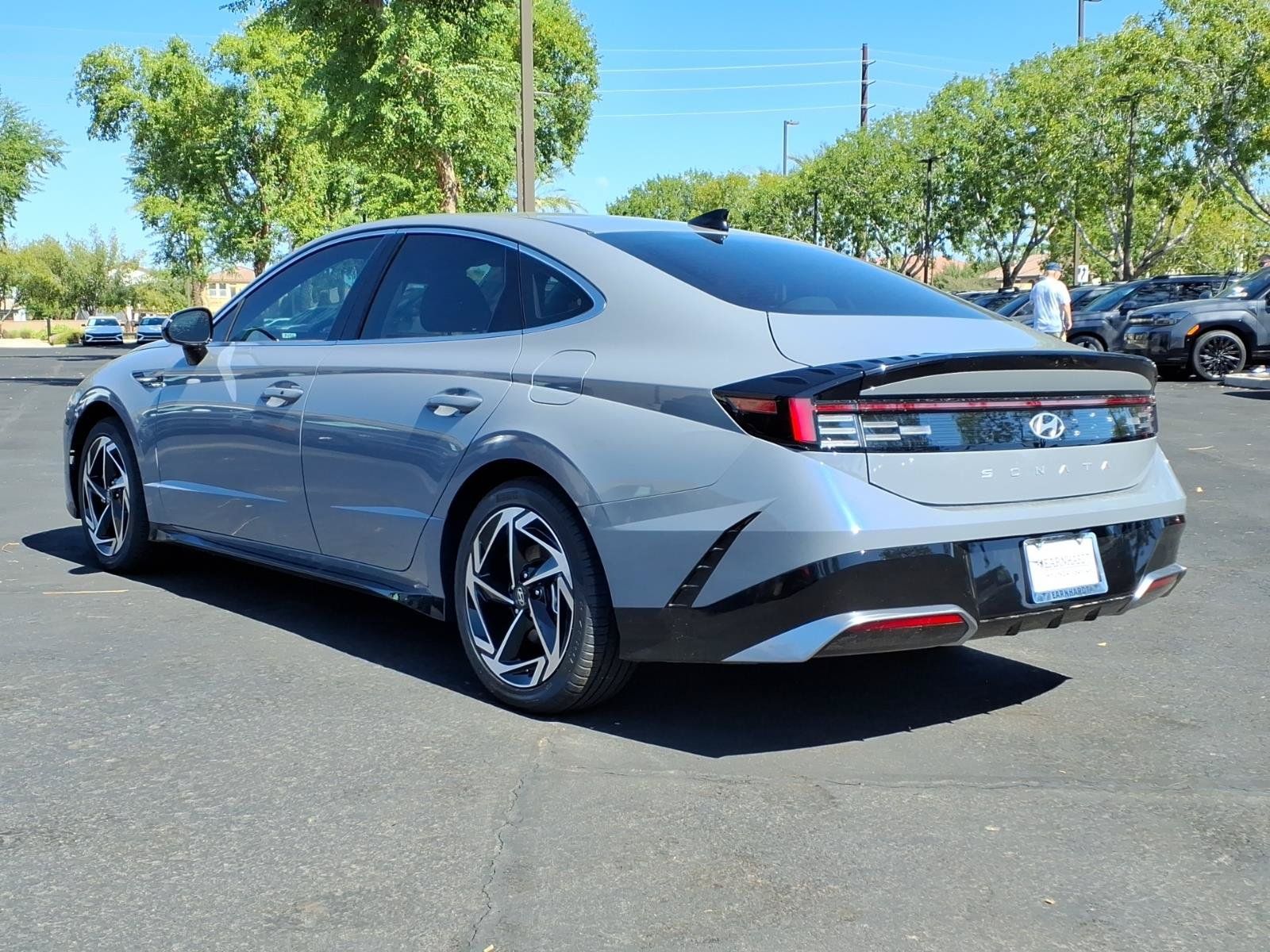 New 2026 Hyundai Sonata SEL FWD image 4