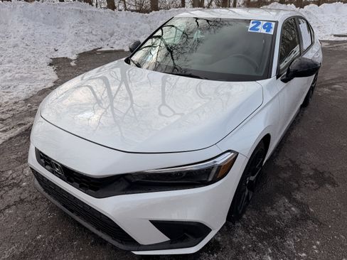 Certified 2024 Honda Civic Sport image 7