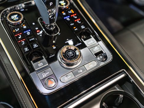 Used 2024 Bentley Continental GT S image 20