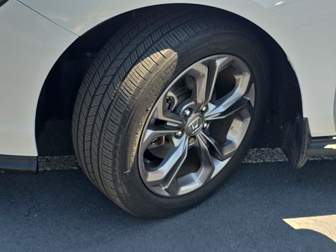 Used 2023 Honda Accord EX image 32