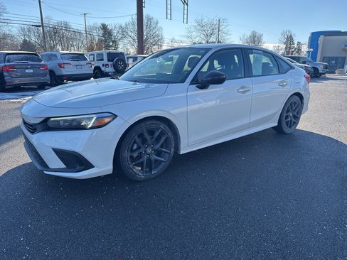 Used 2022 Honda Civic Sport image 1