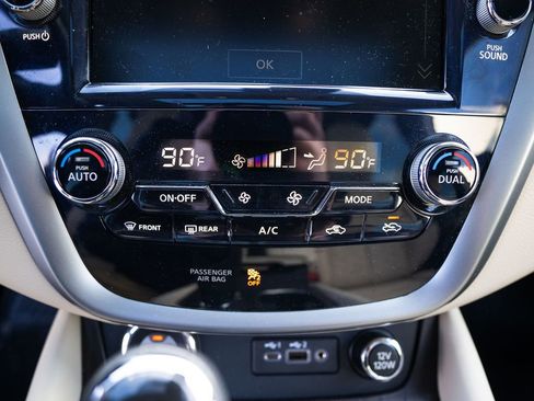 Used 2023 Nissan Murano Platinum w/ Cargo Package image 25