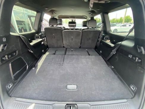 Used 2024 Jeep Wagoneer Series II w/ Flexible Seating Group RWD image 26