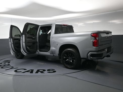 Used 2024 Chevrolet Silverado 1500 RST w/ Dark Appearance Package AWD/4WD image 29