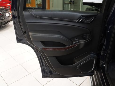 Used 2017 GMC Yukon SLT w/ Open Road Package AWD/4WD image 22