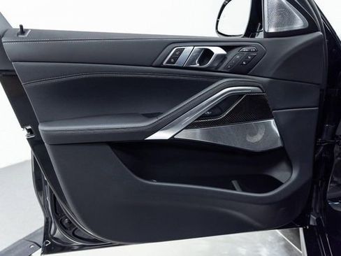 New 2026 BMW X6 M60i image 15