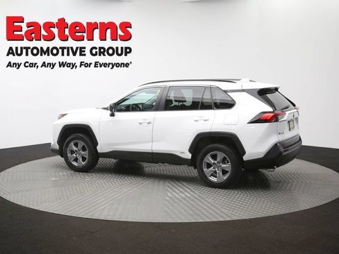 Used 2022 Toyota RAV4 LE AWD/4WD image 63