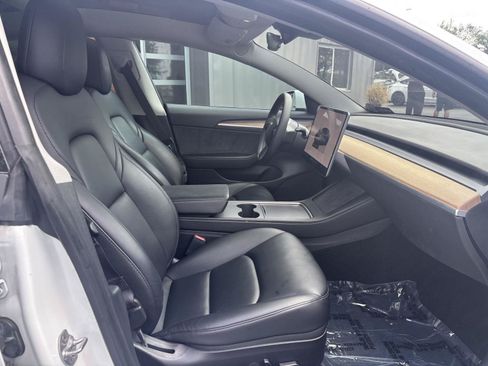 Used 2022 Tesla Model 3 Long Range AWD/4WD image 16
