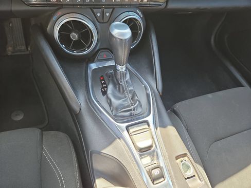 Used 2020 Chevrolet Camaro LT RWD image 22