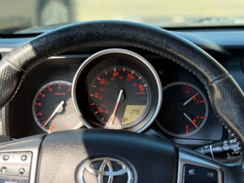 Used 2011 Toyota 4Runner SR5 image 21