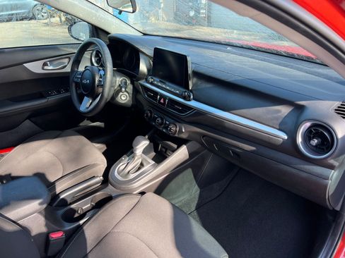 Used 2023 Kia Forte LXS image 16